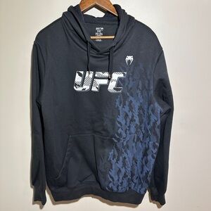 UFC Venum Hoodie Size: XL